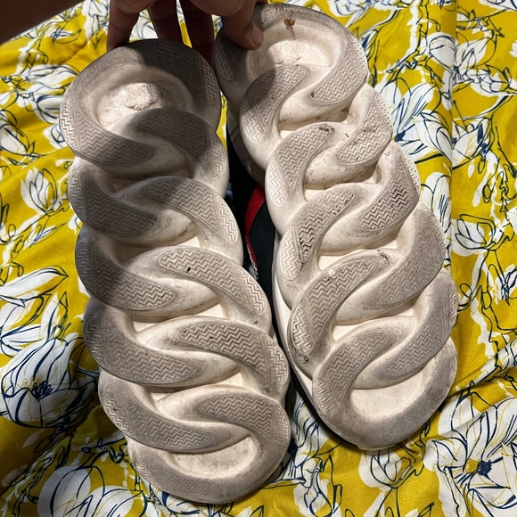 Versace Chain Reactions - Picture 2 of 4